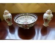 Bowl by Samson with 2 Vases - Armorial designs